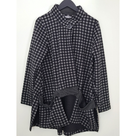 Alembika Jackets & Blazers - Alembika Checkered Grey & Black Trapeze Coat